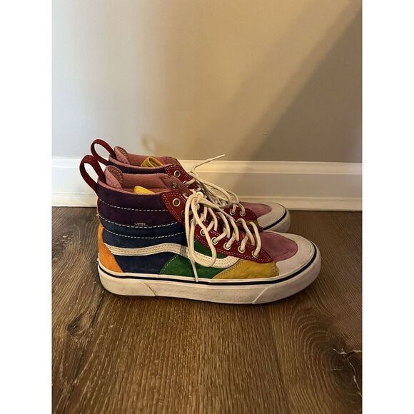Vans Sk8-Hi MTE 2.0 Dx Rainbow Suede Size US 8.0 Men's Womens 9.5 VN0A4P3IXHO - Picture 1 of 8